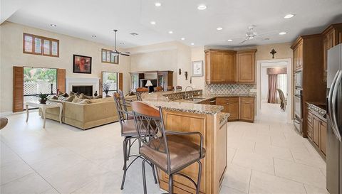 445 Bayshore