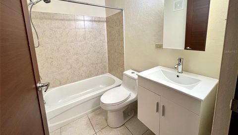 Cond Victoria Village APT F 202