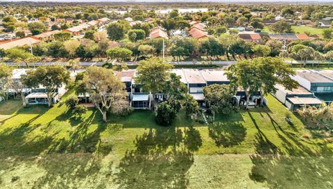 19174 Bobolink Dr