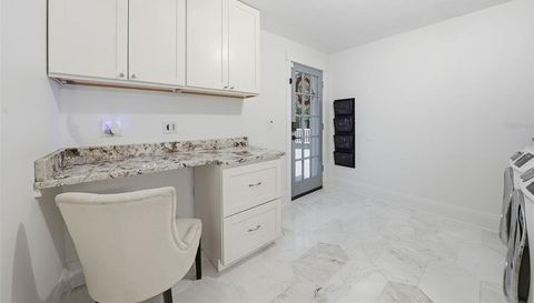 344 W RIO VISTA COURT