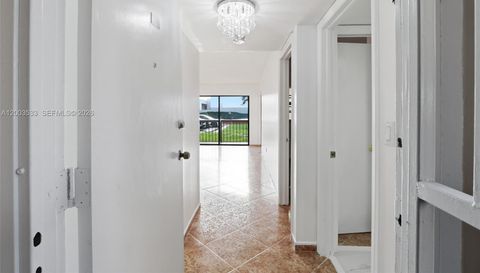 995 Sw 84th Ave