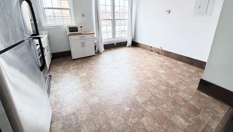 219 Abercorn St APT F3