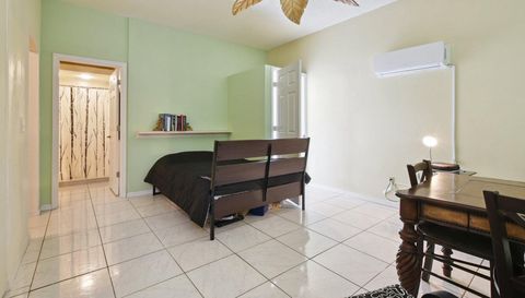 106 Woodbury Pines Cir