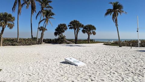 15144 HENNIPEN CIRCLE