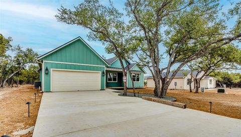 8 Huisache LN