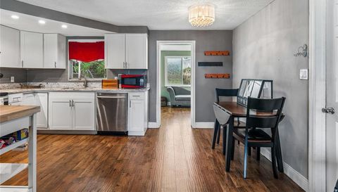 7024 FOX HOLLOW DRIVE