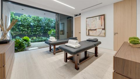 255 Ocean Blvd