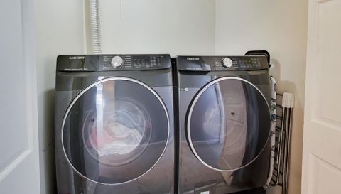 1605 Cascade Ridge Drive