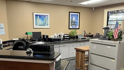 15426-15428 S 70th Court