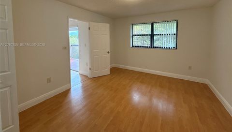 9979 Nob Hill Ln