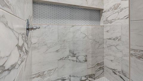 Xxx Middle Cullen Road