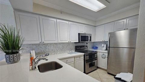 2501 N Ocean Dr