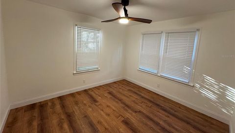 1119 NEWTON AVENUE S