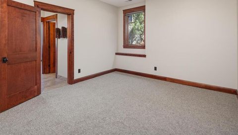 1912 Linner Woods Court