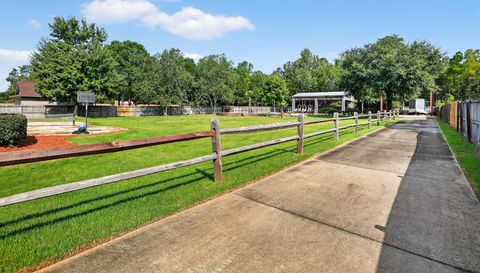 2900 Wallace Lake Rd