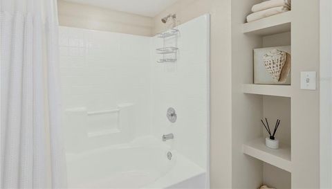 6085 BAHIA DEL MAR CIRCLE