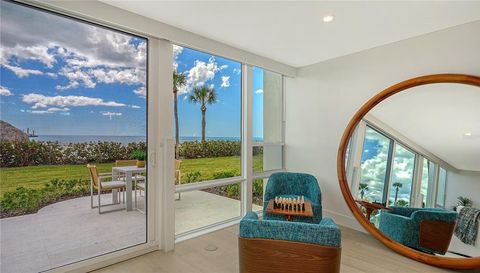 100 SANDS POINT ROAD