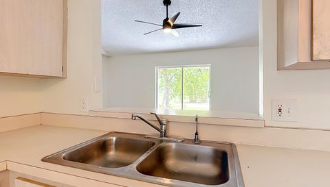 210 Robbins Rest Cir