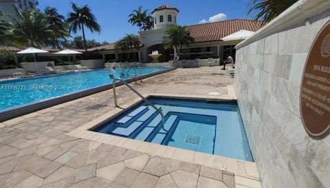 20000 E Country Club Dr