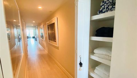 9400 E Bay Harbor Dr