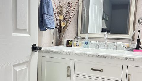 264 Alexandra Dr Unit 10