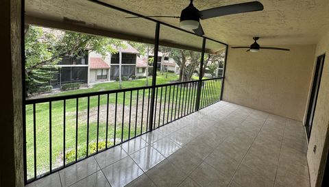 5520 Coach House Cir