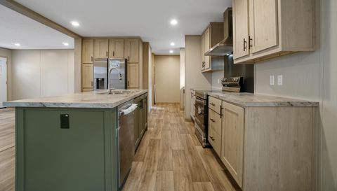 313 Wilkerson Road SW