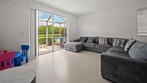 3676 San Simeon Cir