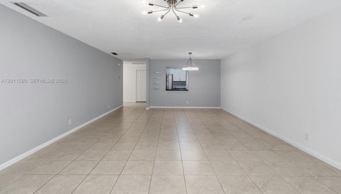 110 Dunwoody Ln