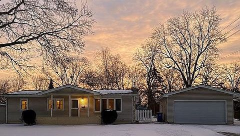 10025 Wentworth Ave S