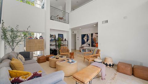2721 22nd Ave