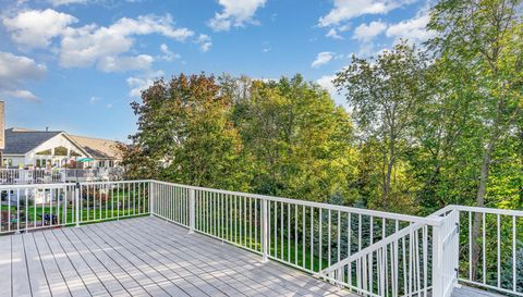 912 Aurora Circle