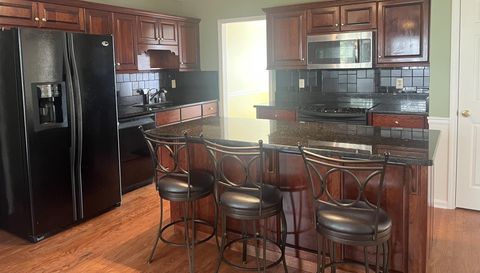 930 Cedar Bluff Trail SW