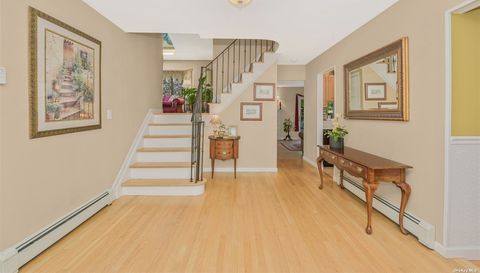 3 Yarmouth Ln