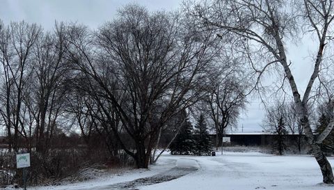 4145 Austin Street NE