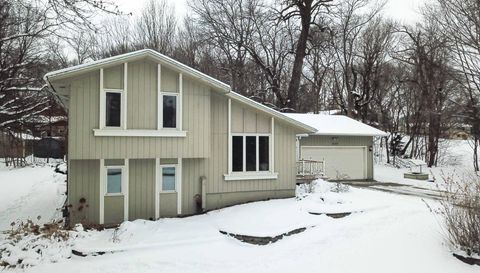 8125 Spring Valley Road