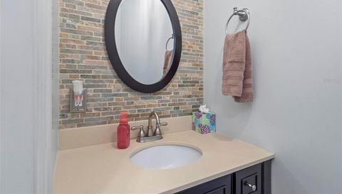 27 WINDING CREEK WAY
