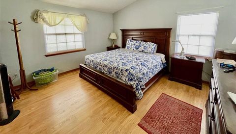 349 SEMINOLE WOODS BLVD