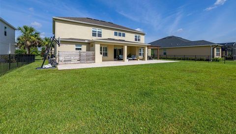 1113 FIELDSTONE CIRCLE