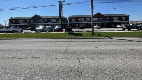 7701-7757 W Lawrence Avenue