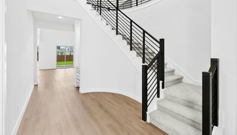 220 Reata Ridge LOOP