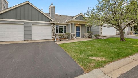 9949 Tamarack Cove