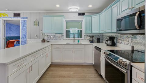 6550 Sabal Drive Sarasota