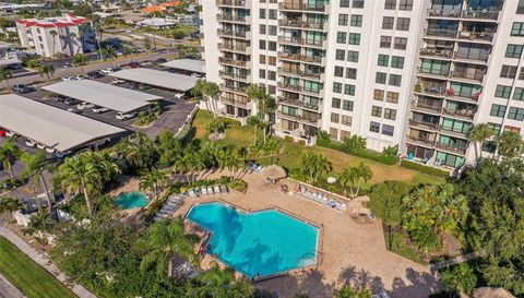 400 ISLAND WAY