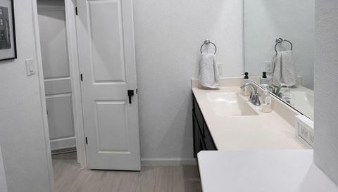 4334 Redford Valley Rd