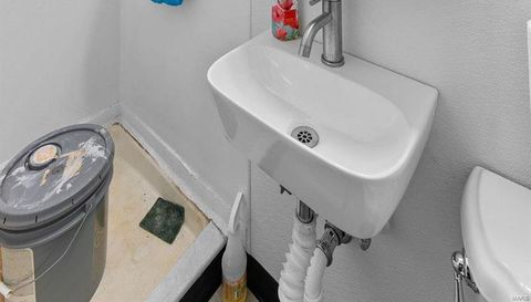 701 E Pearce Boulevard