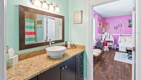 27 WINDING CREEK WAY
