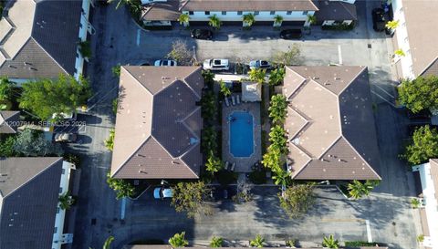 843 Ocean Blvd