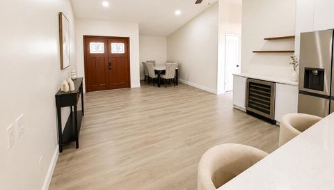 6350 Oak Meadow Bnd