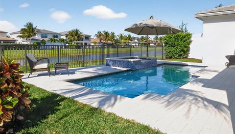 8871 New River Falls Rd